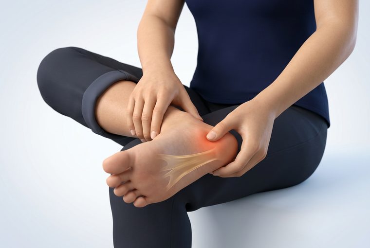 Heel press test: one foot crossed over the opposite knee, with the thumb pressing on the underside of the heel towards the inner side; pain is felt under the heel.