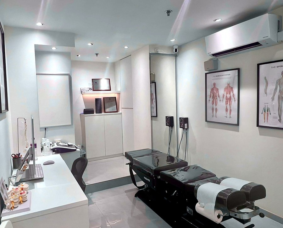 Treatment room at Whampoa Pain Centre